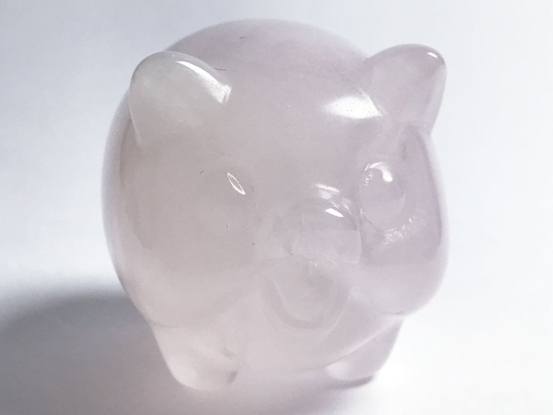 クリア クォーツ 豚 彫り物