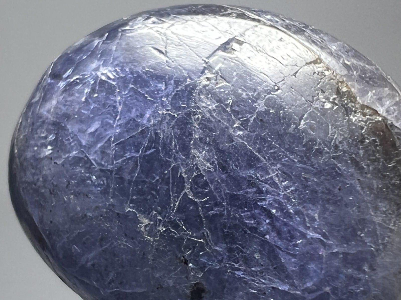 タンザニア産 タンザナイトタンブル ( 灰簾石 )/ Tanzanite