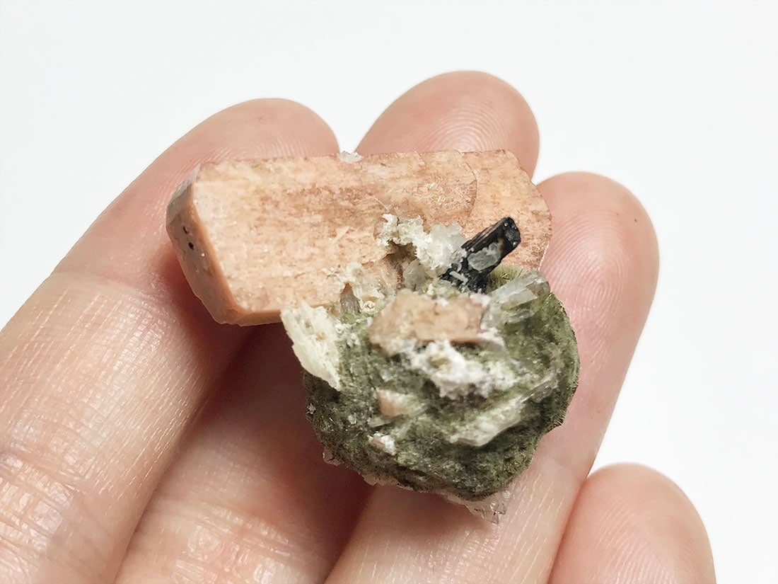 ウラノフェン鉱石　カナダ オンタリオ州 マダワスカ鉱山産　42g ウラノフェン鉱石 カナダ オンタリオ州 マダワスカ鉱山産 42g
