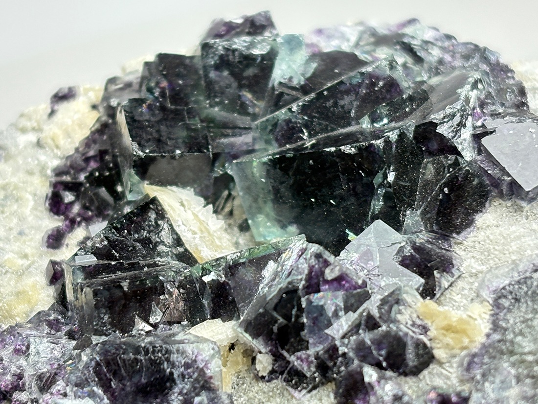 内モンゴル産 フローライト ( 蛍石 )/ Fluorite