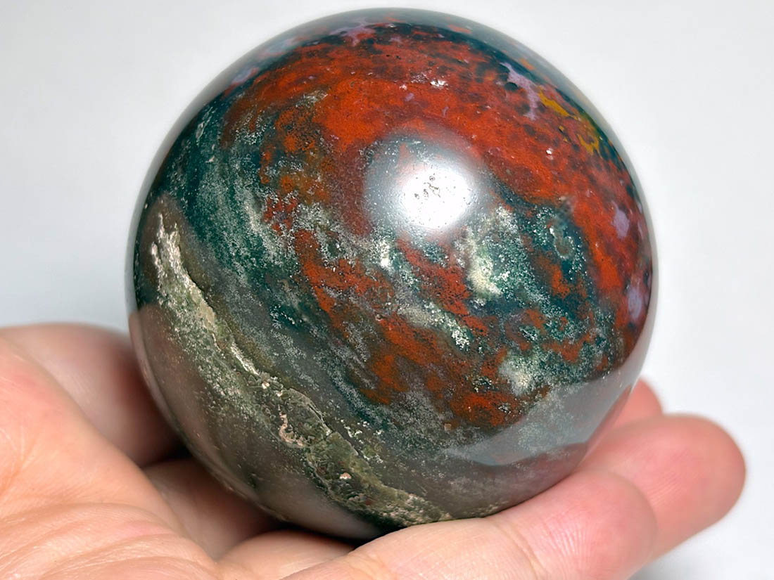 ブラッドストーン 59mm 丸玉 / Blood Stone (血玉石)