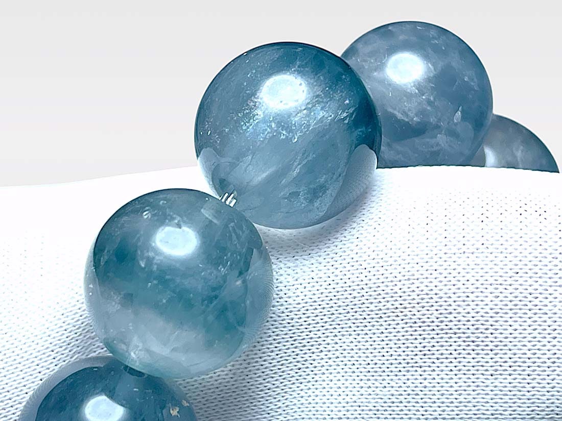 ブルーフローライト 13mm ブレスレット