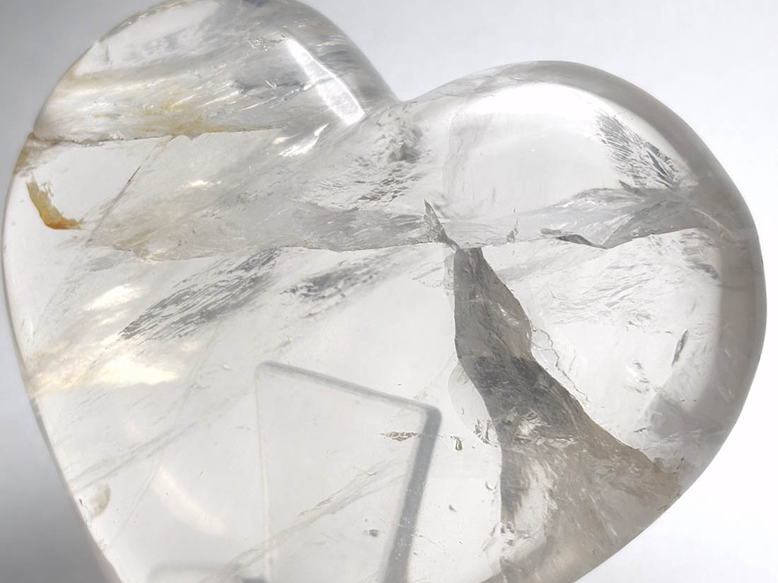 ジラソルクォーツ ハート ジラソルクォーツ ハート型彫刻 / Girasol Quartz