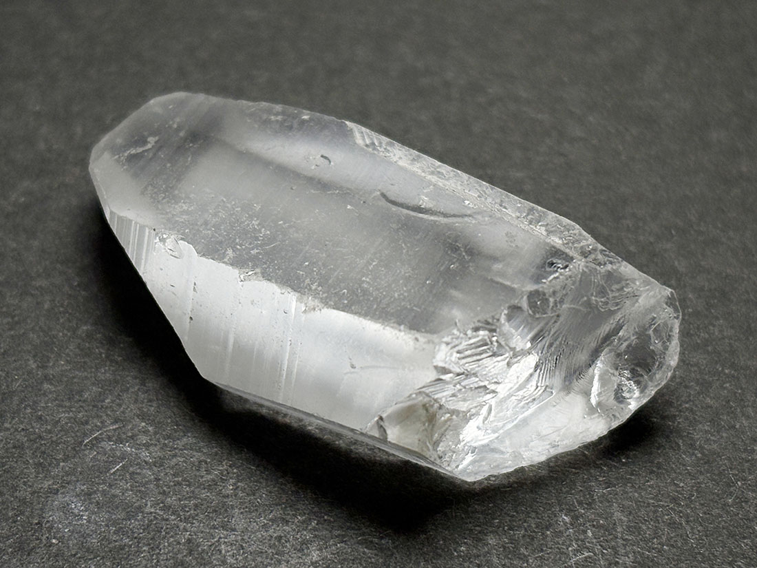 ブラジル産 レムリアンシードクリスタル ブラジル・ディアマンティーナ産 レムリアンシードクリスタル