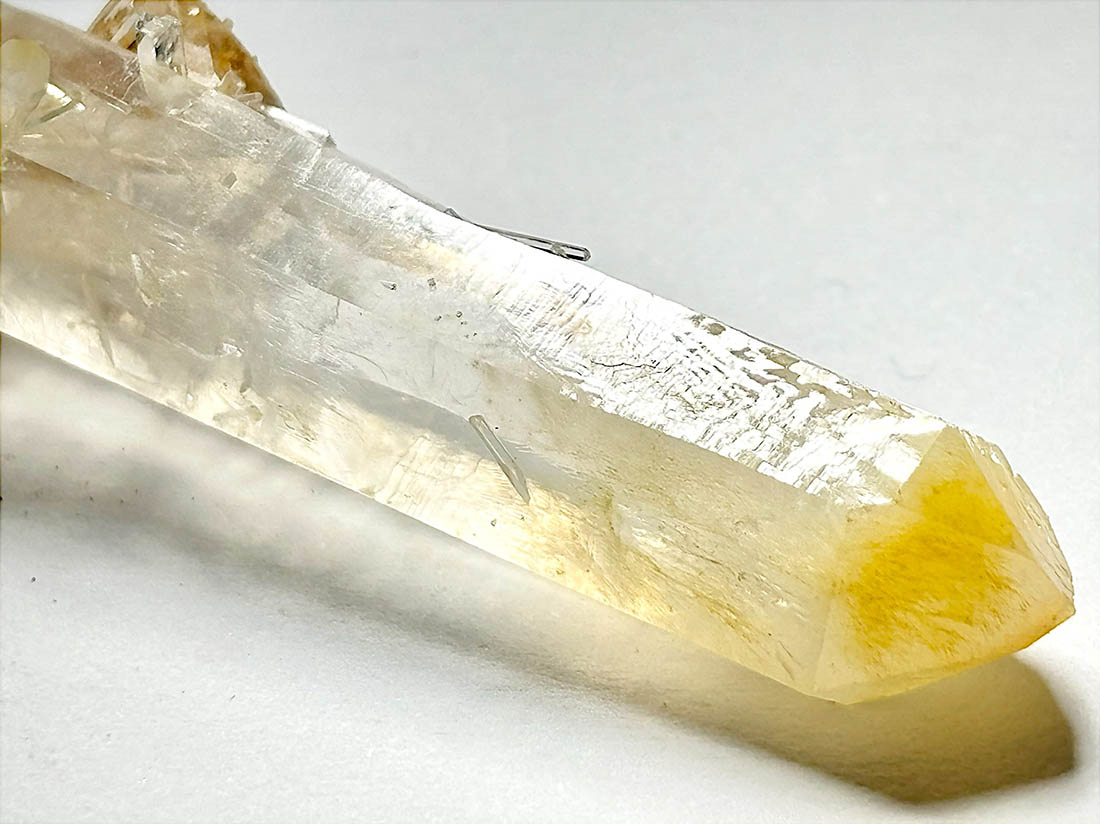 コロンビア産 マンゴークォーツ コロンビア産 マンゴークォーツ クラスター / Mango Quartz