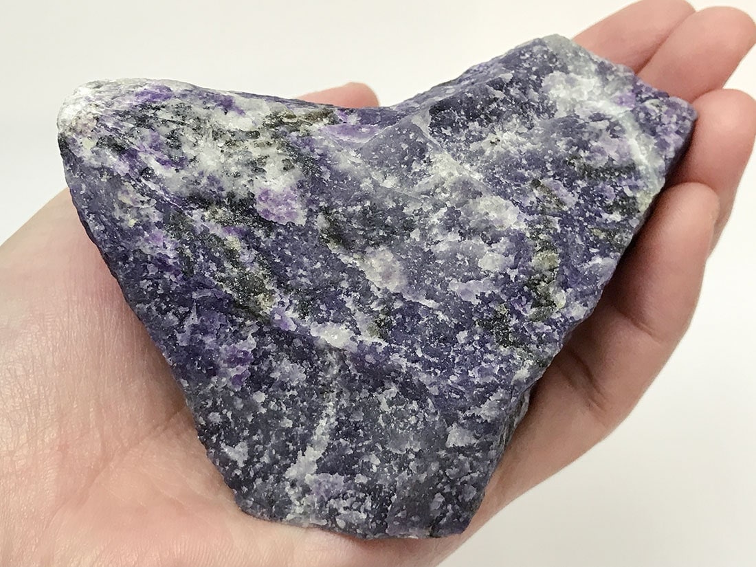 国産鉱物 逸見石 母岩付き結晶 岡山県高梁市備中町布賀4番坑新露頭