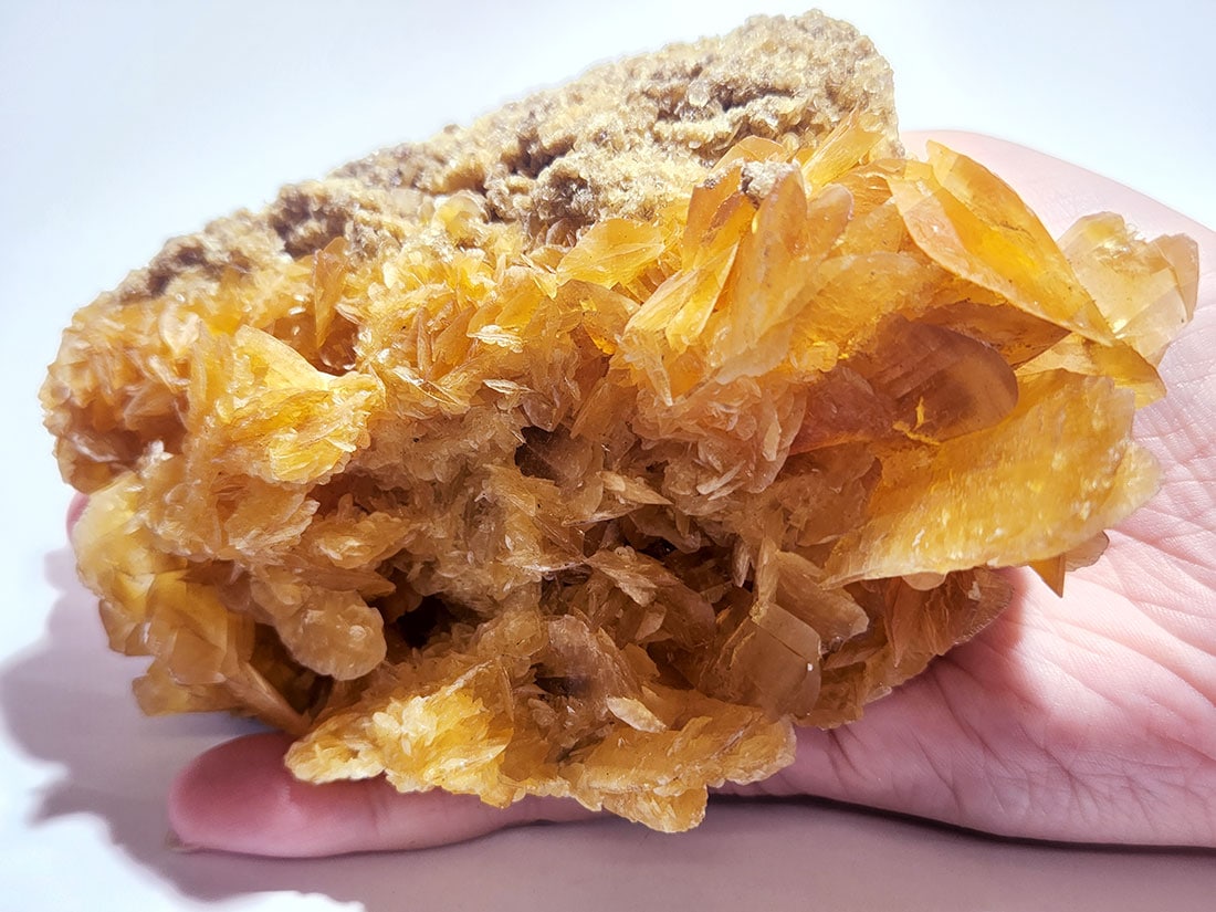ペルー産ゴールデンセレナイト(蛍光・燐光)/Golden Selenite