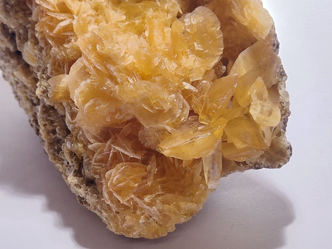 ペルー産ゴールデンセレナイト(蛍光・燐光)/Golden Selenite