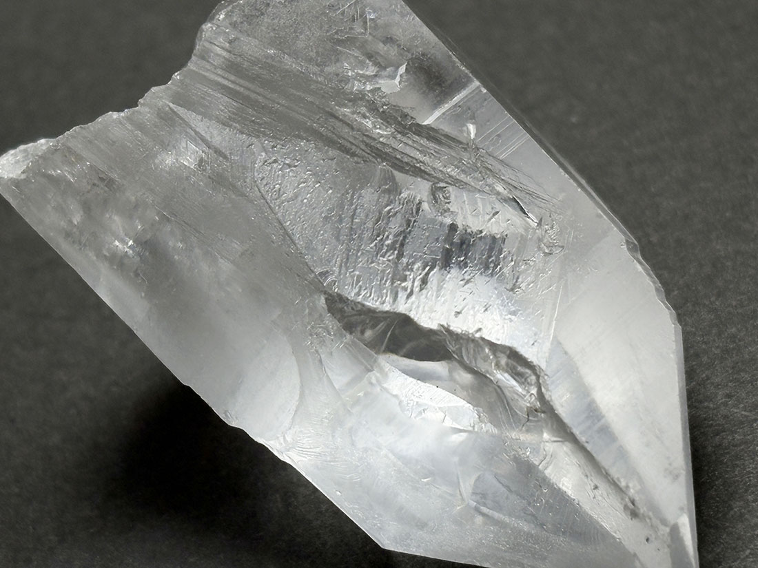 ブラジル・ディアマンティーナ産 レムリアンシードクリスタル