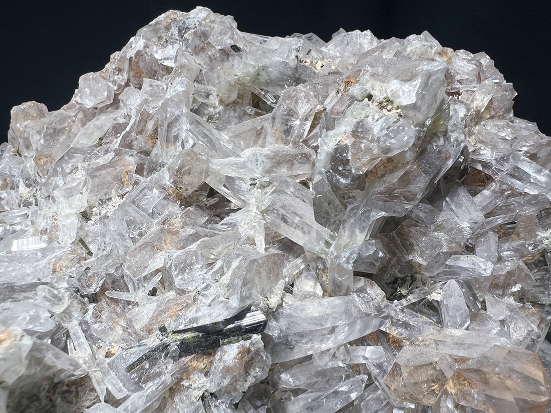 ペルー産 水晶クラスター(エピドート共生)