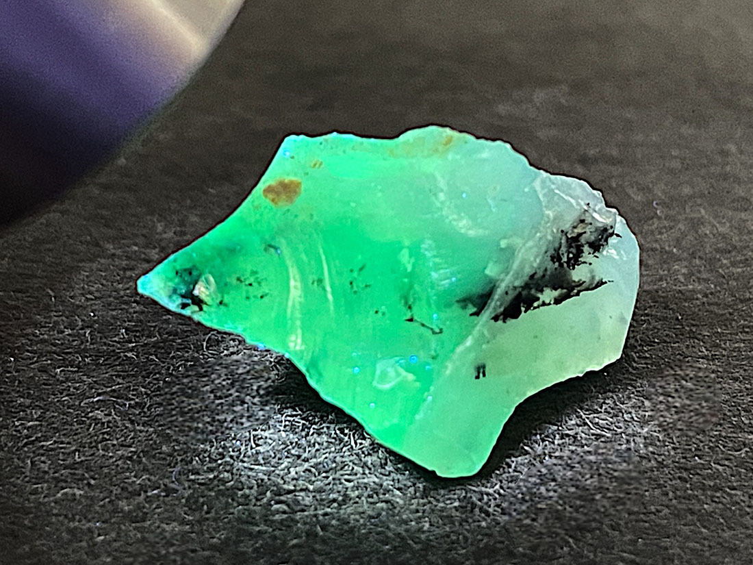 ペルー産 ブルーオパール