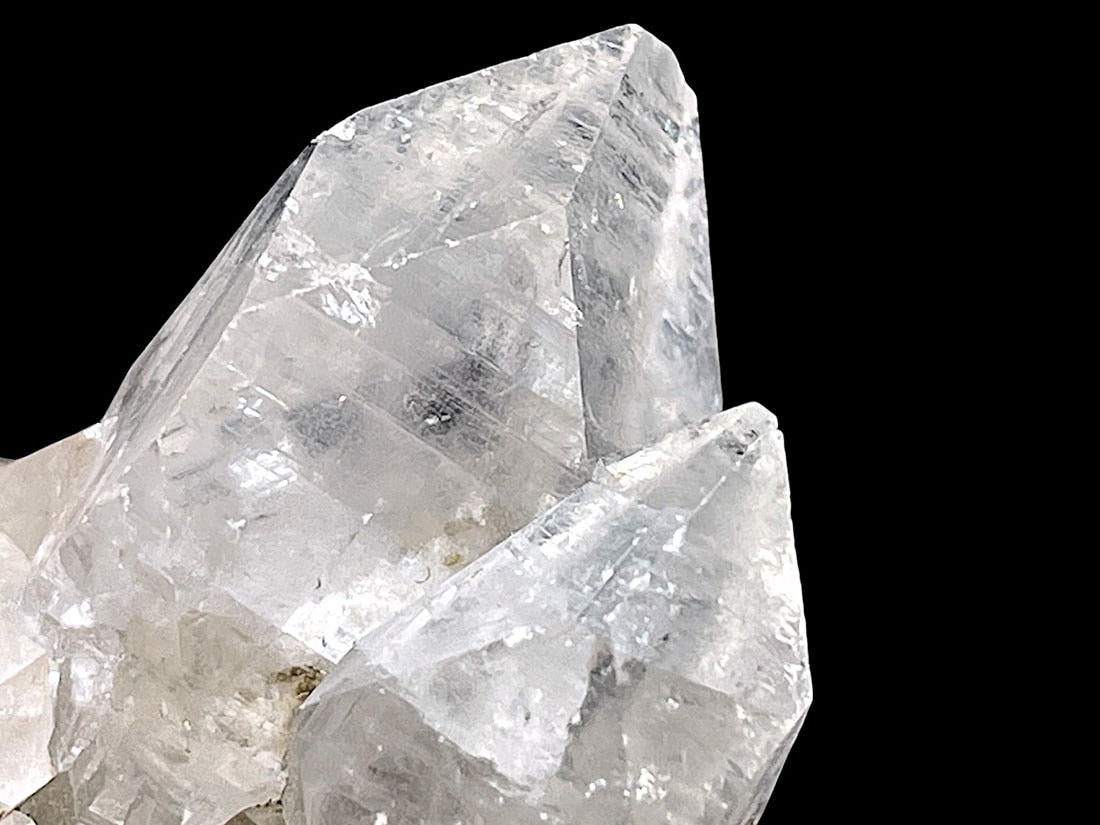 岐阜県吉城郡神岡鉱山産 魚眼石 / apophyllite