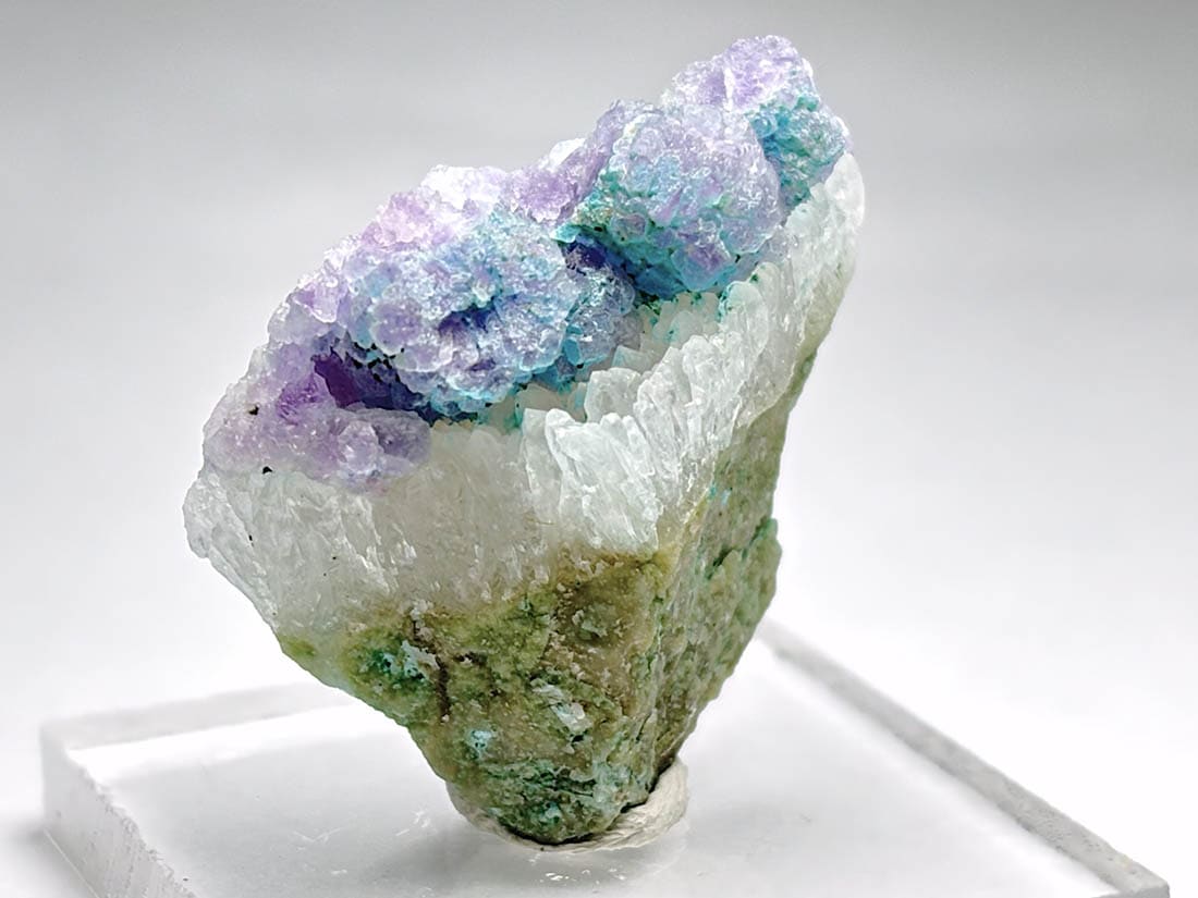 貴州省産 フローライトwithクリソコラ / Fluorite with Chrysocolla