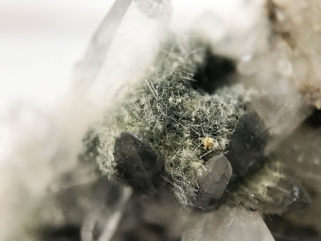 霊石 一点物 様々な状況の克服 運気上昇を望まれる方へ ※念入れ料込 161g 霊石 一点物 様々な状況の克服 運気上昇を望まれる方へ ※念入れ料込