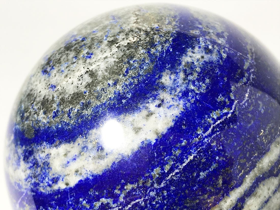 アフガニスタン産 ラピスラズリ81mm 丸玉（蛍光）/ Lapis Lazuli Sphere