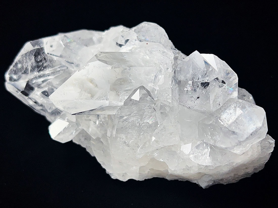 ブラジル・トマスゴンサガ鉱山産 水晶クラスター / Quartz Crystal Cluster