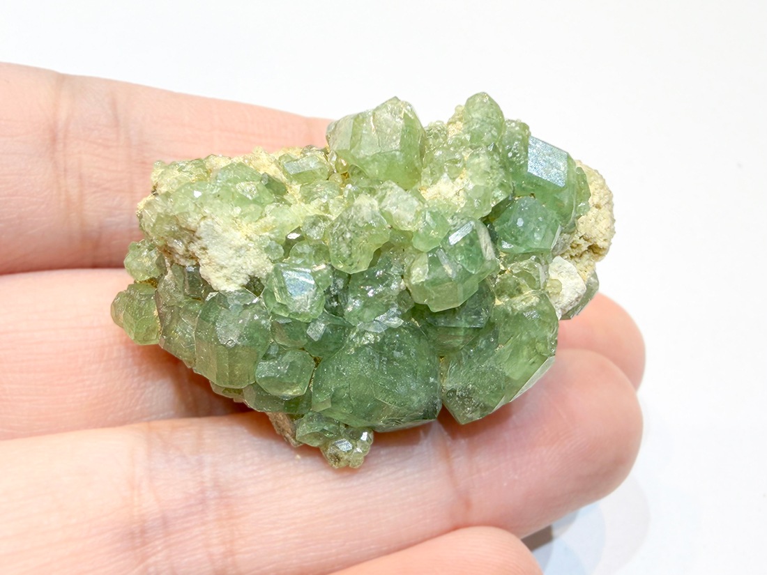 マダガスカル産 デマントイドガーネット / Demantoid Garnet