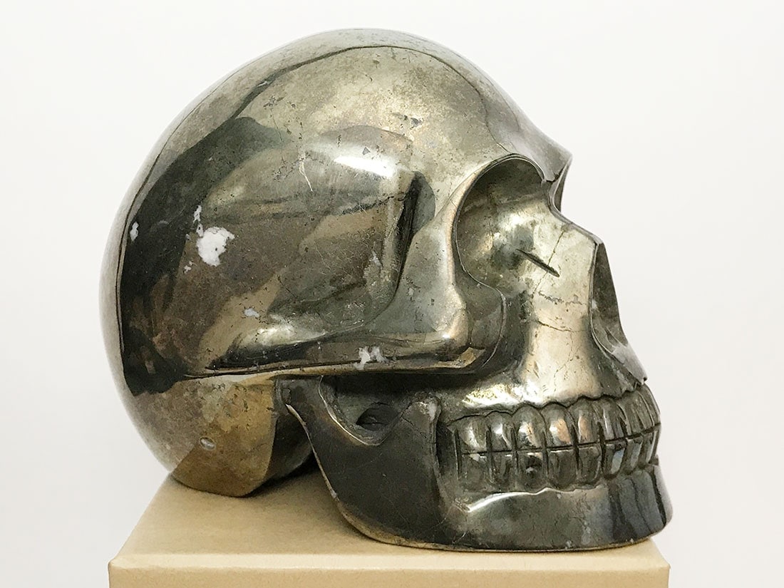 天然石 フローライト スカル 魔除け 天然石 フローライト スカル 魔除け パイライトインクォーツスカル