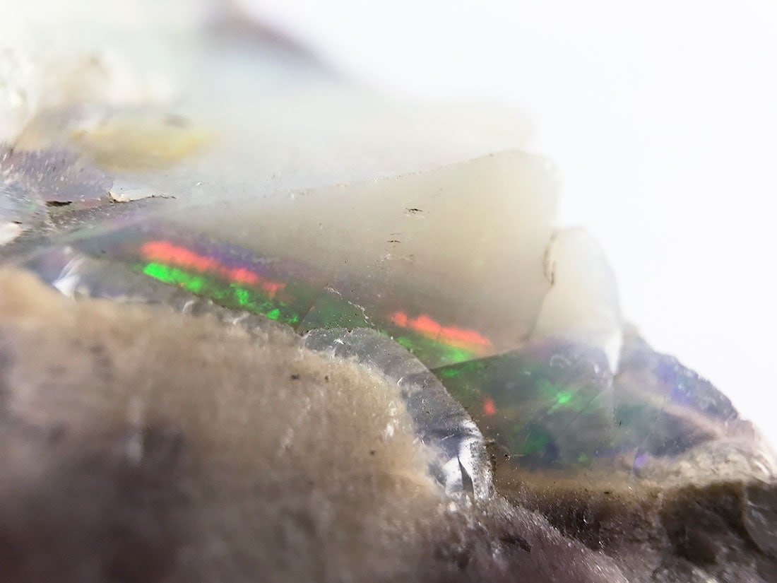 オーストラリア産？ オパールさざれ 外国産鉱物 オーストラリア産オパール