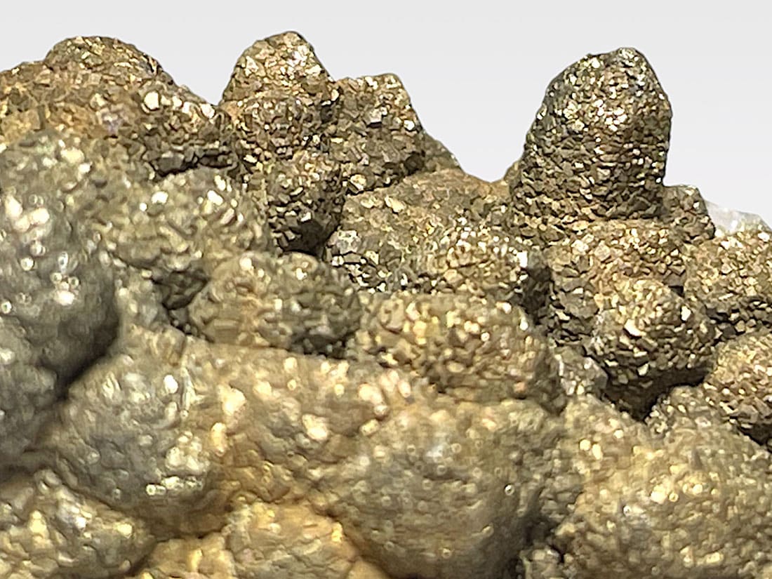 岐阜県吉城郡神岡鉱山産 黄銅鉱＆水晶 / chalcopyrite & quartz