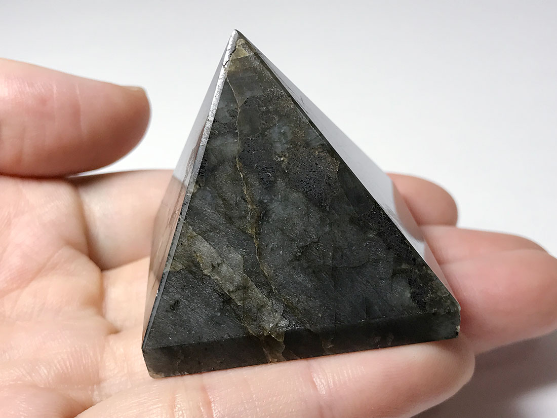 ラブラドライト ピラミッド/Labradorite