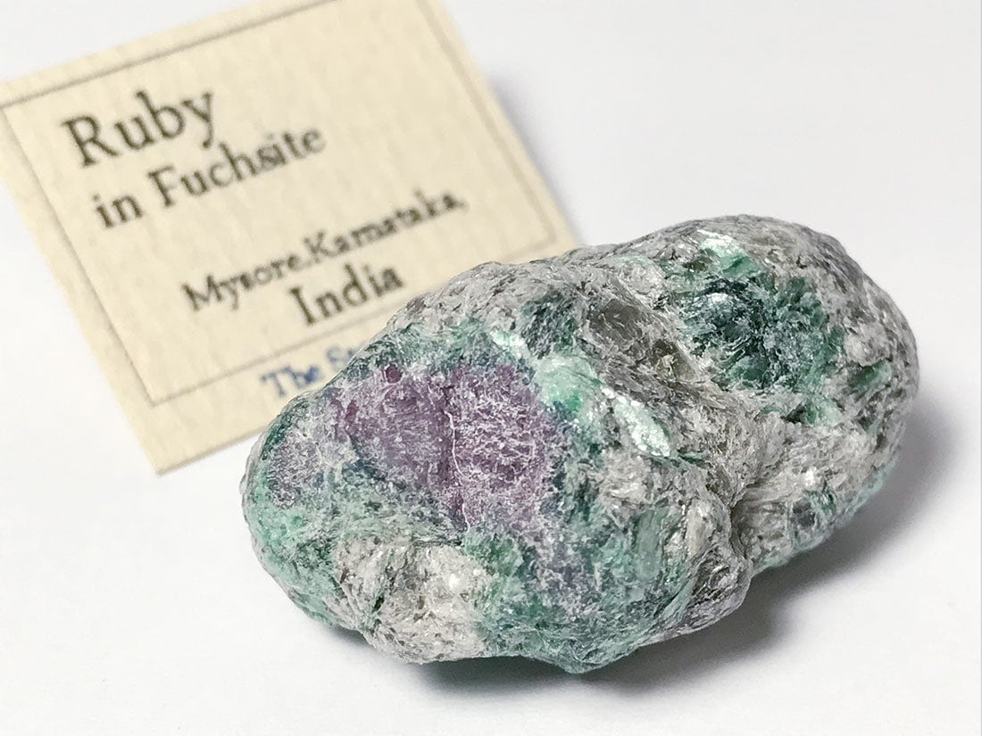 インド産ルビーインフックサイト/Ruby in Fuchsite