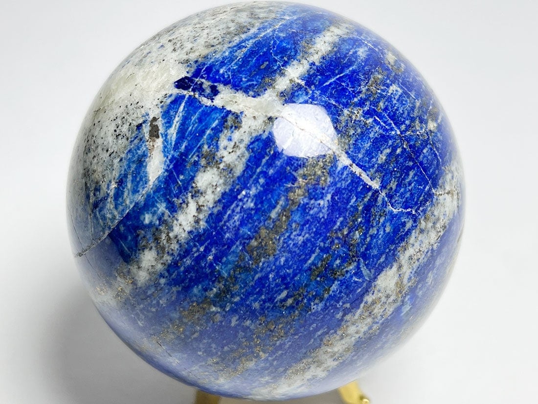 ラピスラズリ　丸玉　アフガニスタン アフガニスタン産ラピスラズリ78mm 丸玉（蛍光）