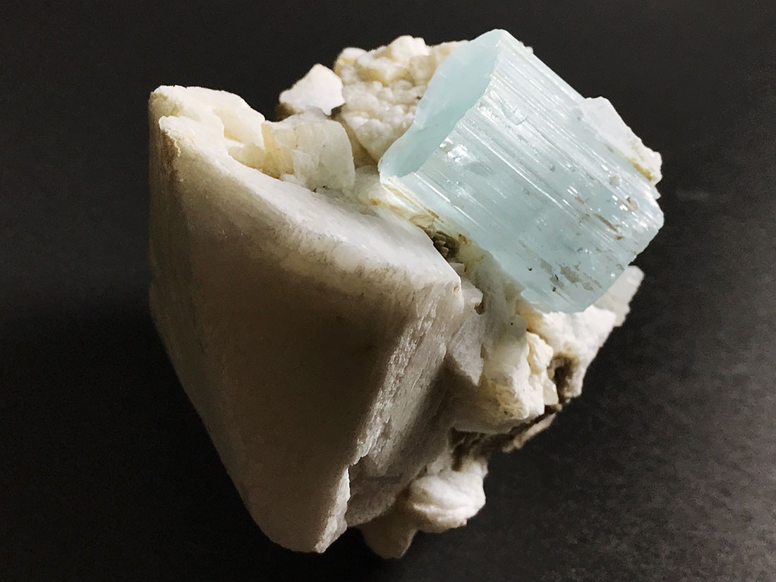 パキスタン産 アクアマリン on アルバイト