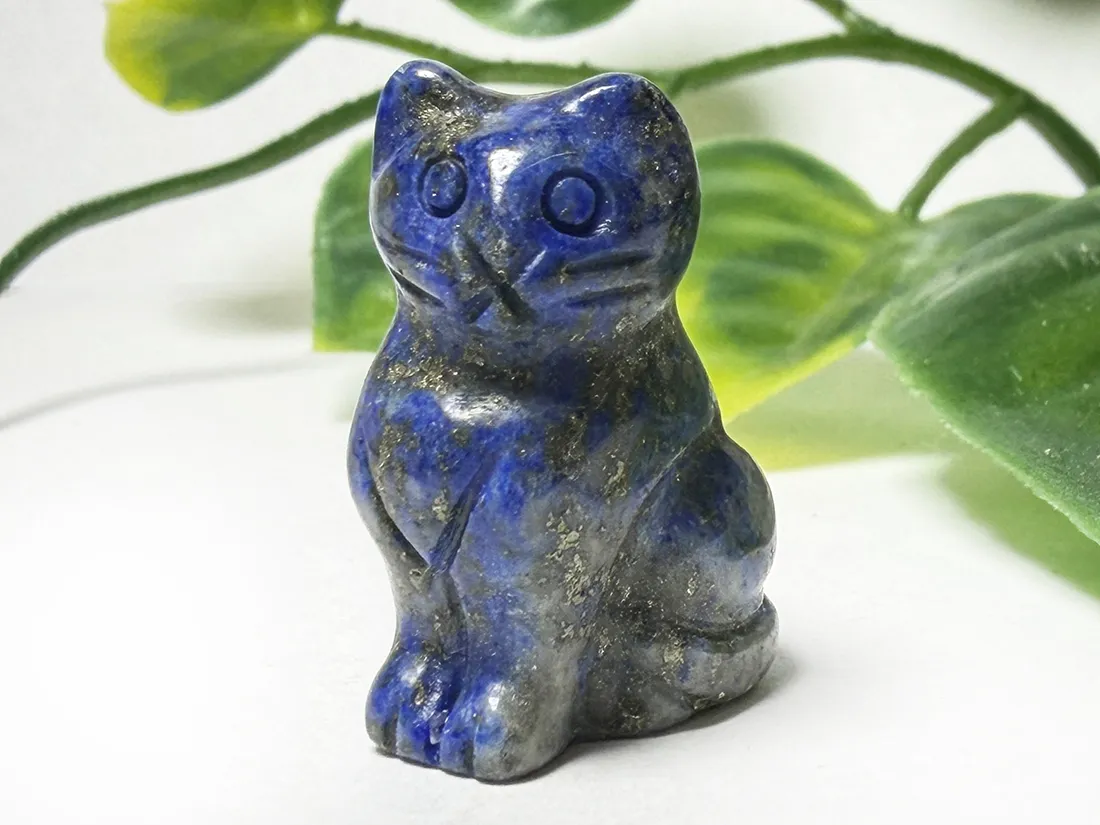アフガニスタン産 ラピスラズリ ねこ彫刻 / Lapis Lazuli