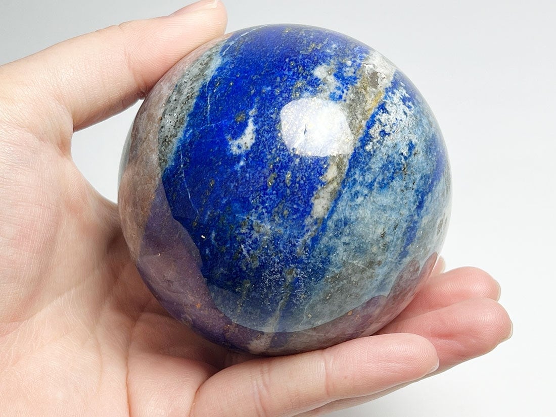 アフガニスタン産ラピスラズリ78mm 丸玉（蛍光）