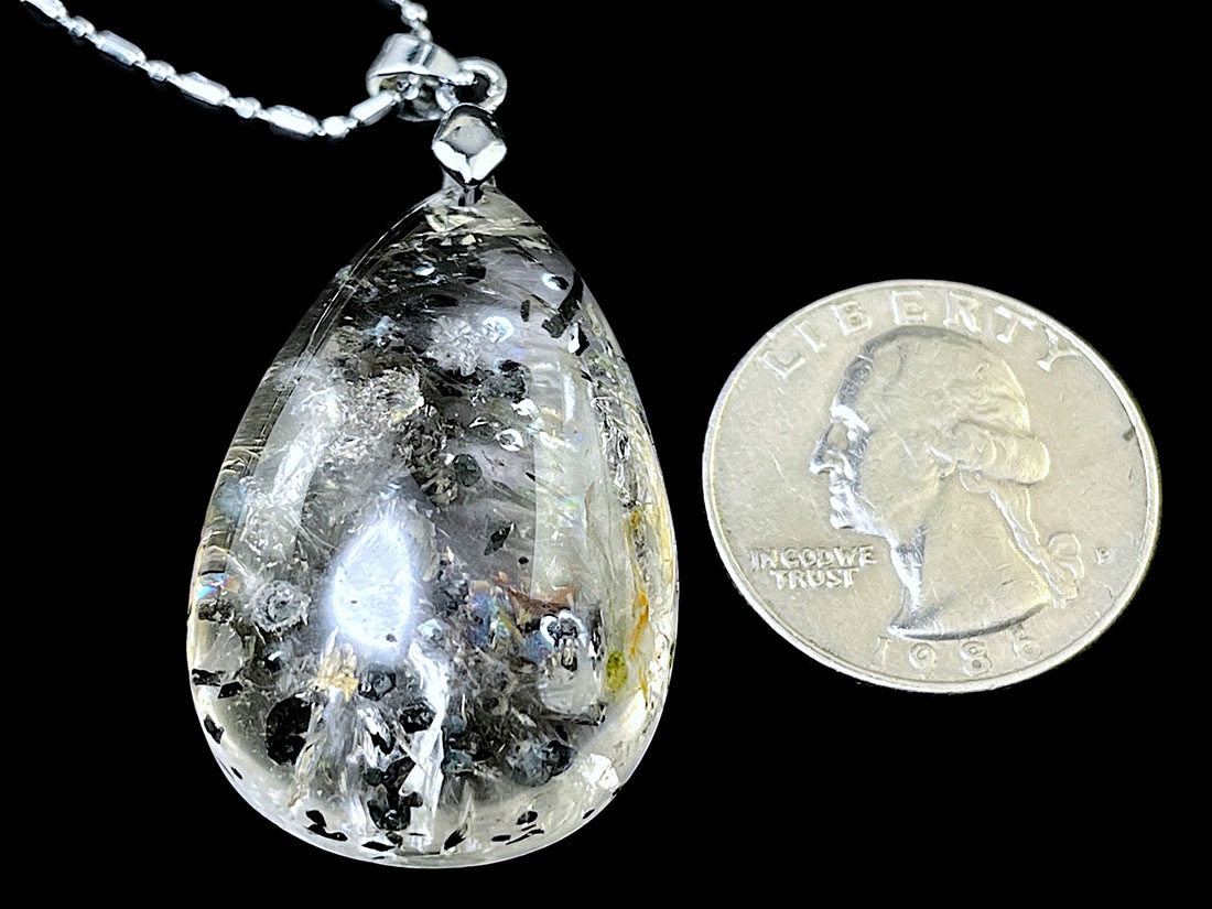 ヘマタイトinクォーツ ペンダントトップ / Hematite in Quartz