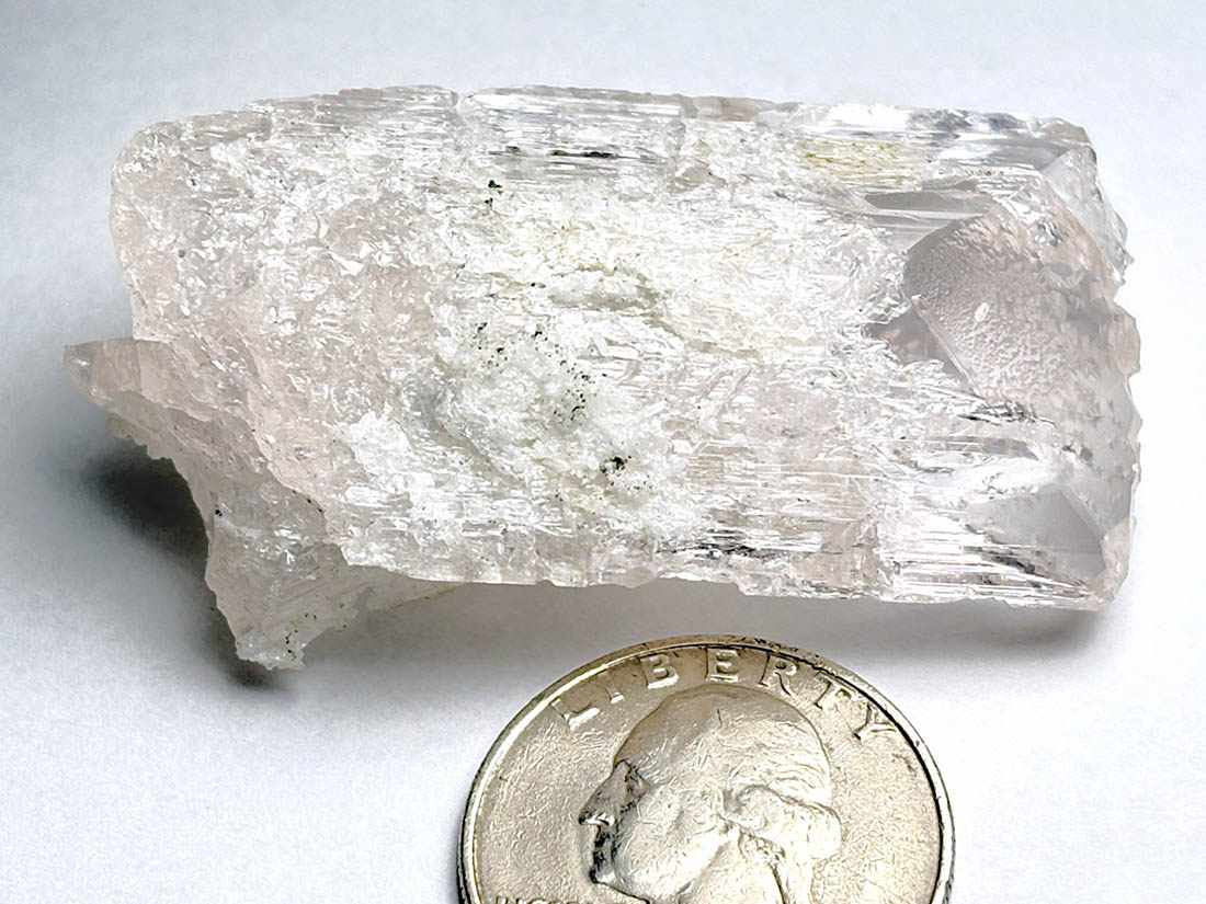 メキシコ産 ピンクダンビュライト / Danburite