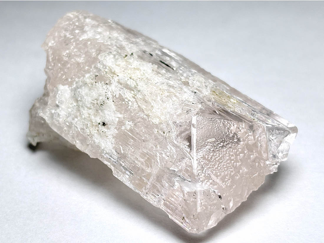 メキシコ産 ピンクダンビュライト / Danburite