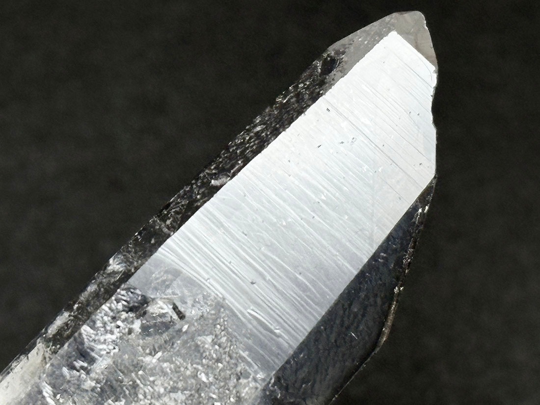 ゼッカデソウザ産 水晶 ポイント / Zecca De Souza Quartz