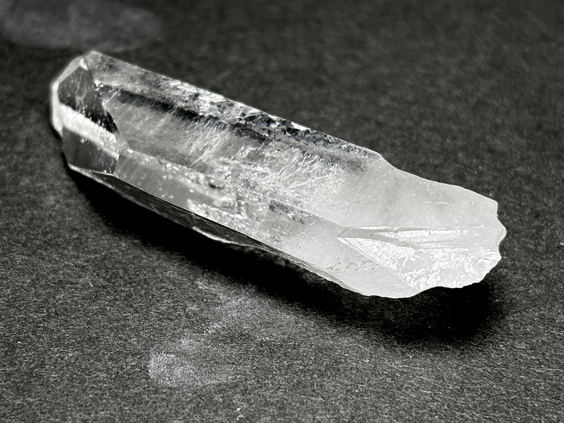 ゼッカデソウザ産 水晶 ポイント / Zecca De Souza Quartz