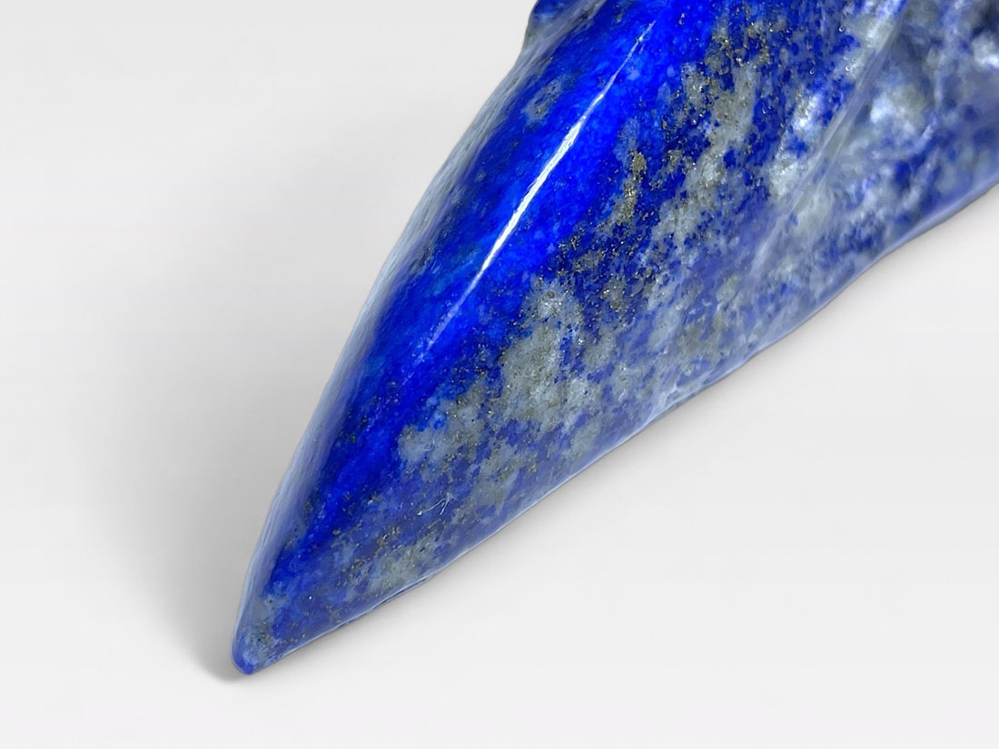 アフガニスタン産 ラピスラズリ カラス 彫刻/ Lapis Lazuli