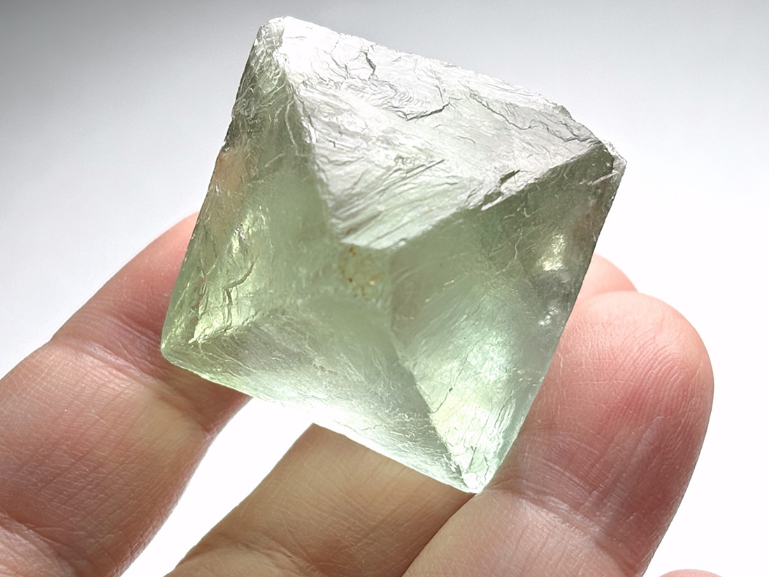 湖南省産 フローライト 八面体 / Fluorite ( 蛍石 )