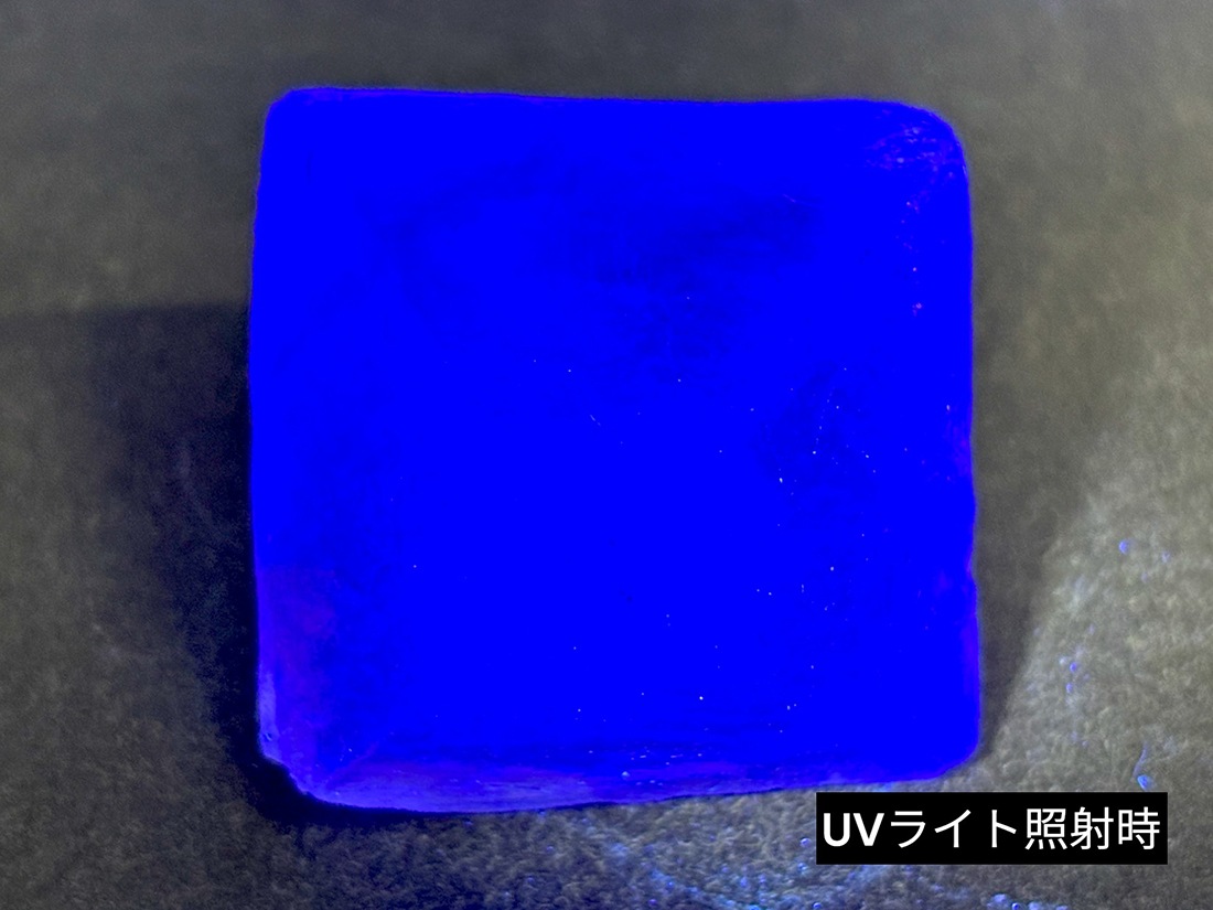 湖南省産 フローライト 八面体 / Fluorite ( 蛍石 )