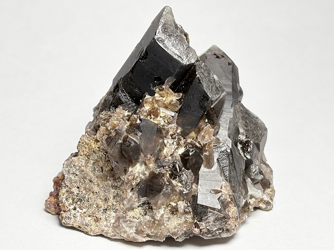 マダガスカル産 スモーキークォーツ (煙水晶) / Smoky Quartz