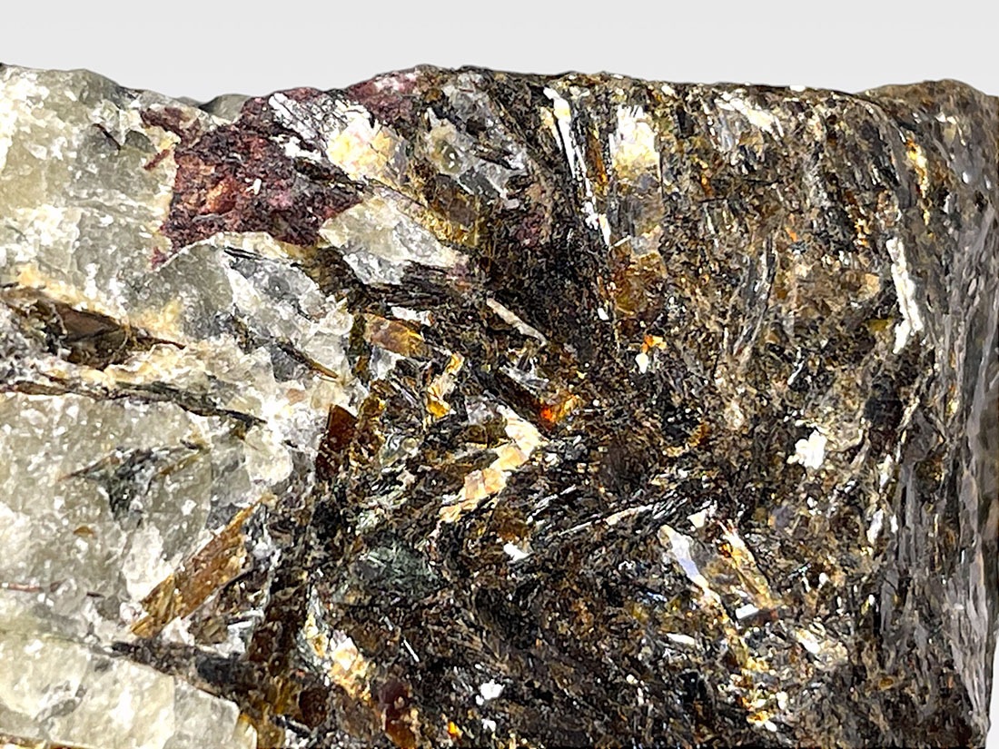 ロシア産アストロフィライト/Astrophyllite(星葉石)