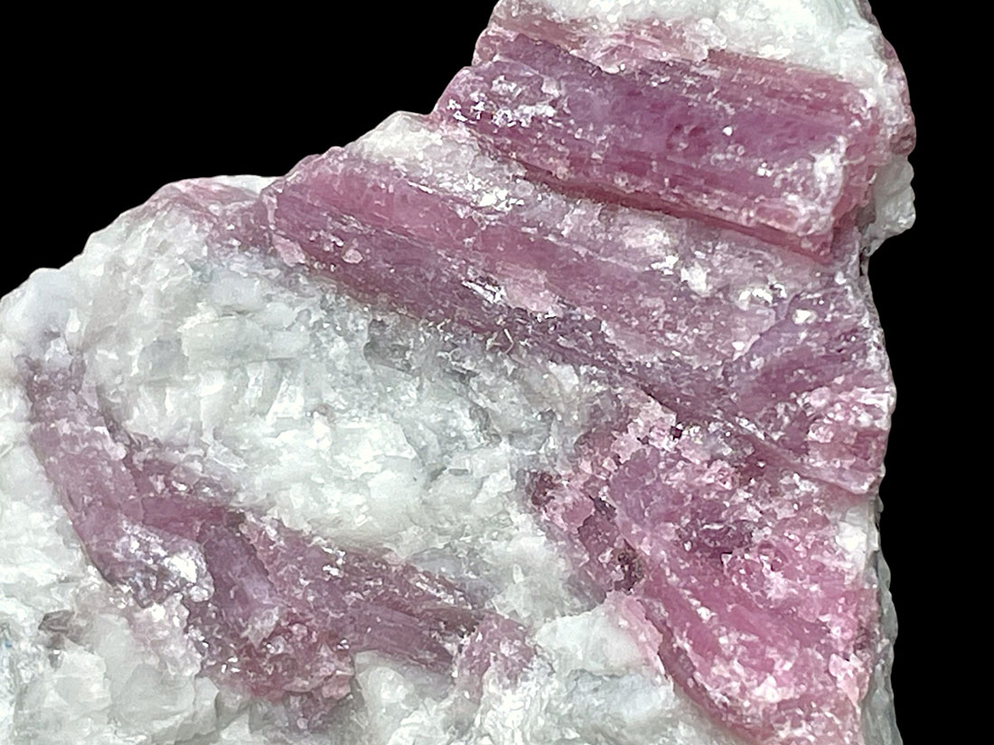 ブラジル産エルバイト(ピンクトルマリン)/Elbaite