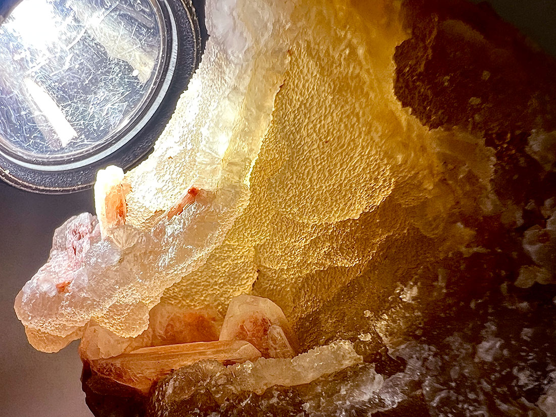 インド産 カルセドニー/Chalcedony(玉髄)