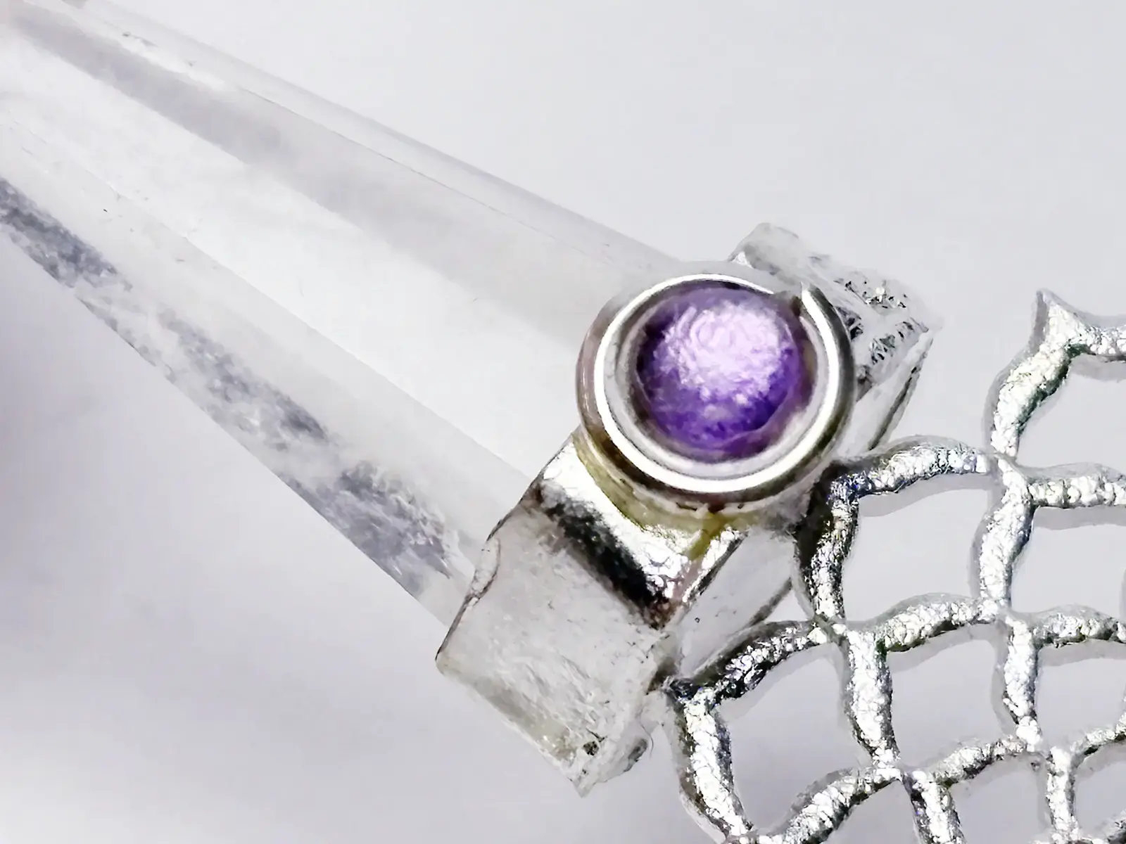 水晶 ペンデュラム(第7チャクラ)/ Quartz Pendulum(Crown Chakra)