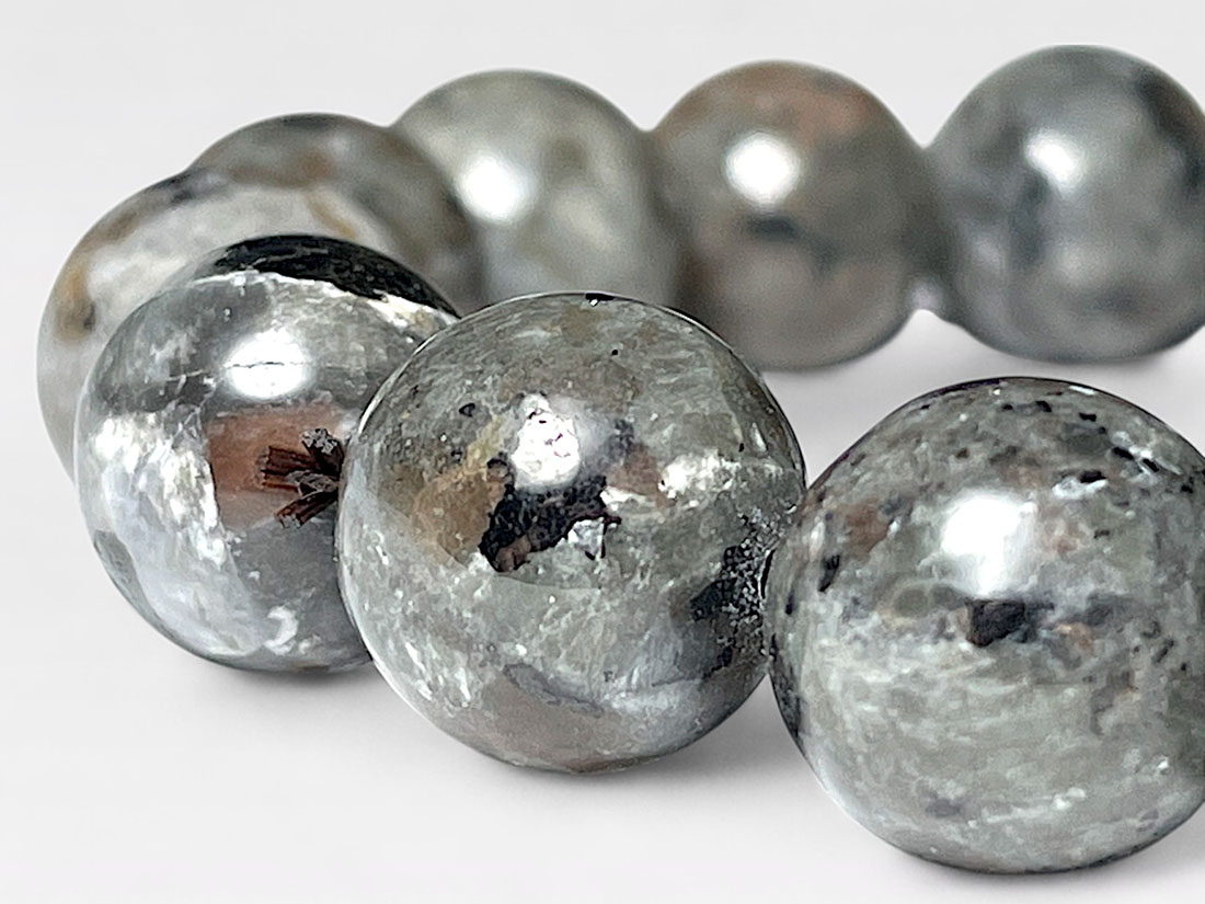 ユーパーライト 11mmブレスレット