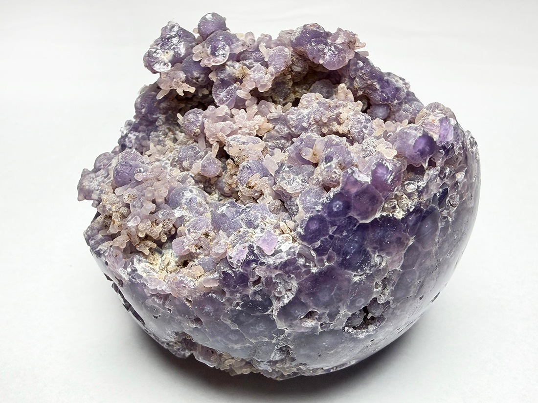 インドネシア産 グレープカルセドニー 65mm 丸玉 / Grape Chalcedony