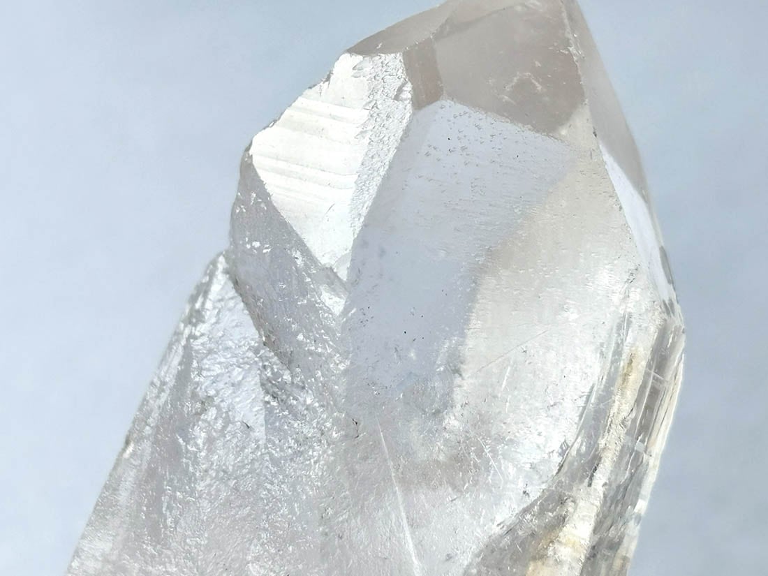 モンドクォーツ　ポイント モンドクォーツ タンザニアマスタークォーツ 水晶ポイント 56.2g