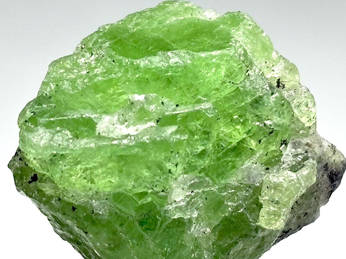 【タンザニア/メレラニ産】ツァボライト(グリーンガーネット) タンザニア産 ツァボライト ( グリーンガーネット )