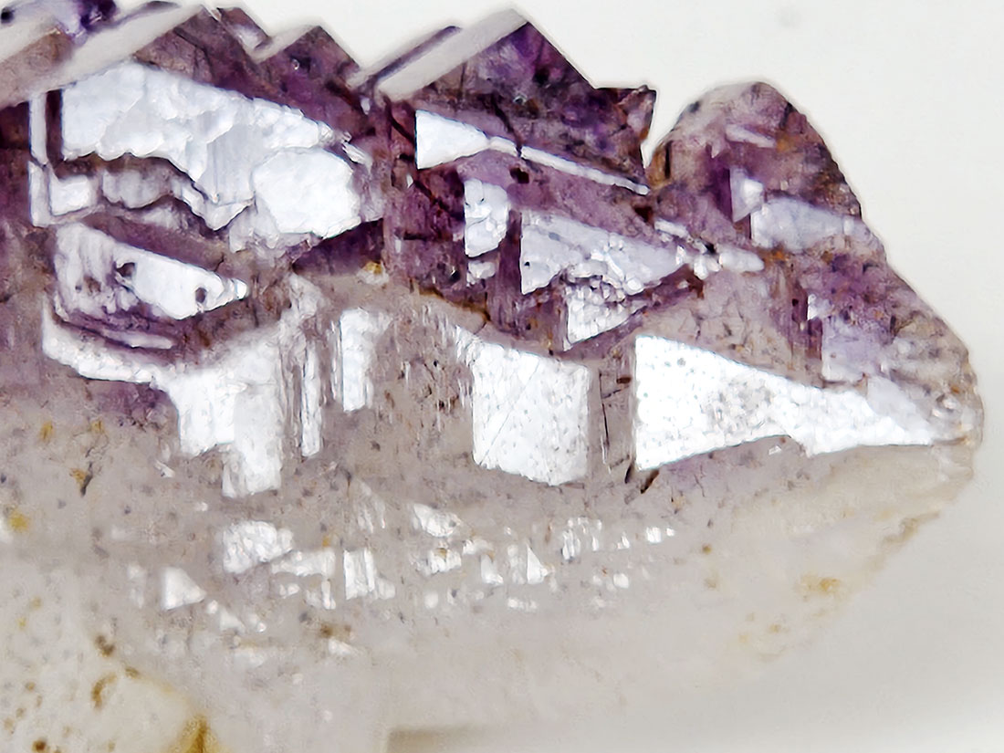 タンザニア産モンドエレスチャルアメジスト/Elestial Amethyst