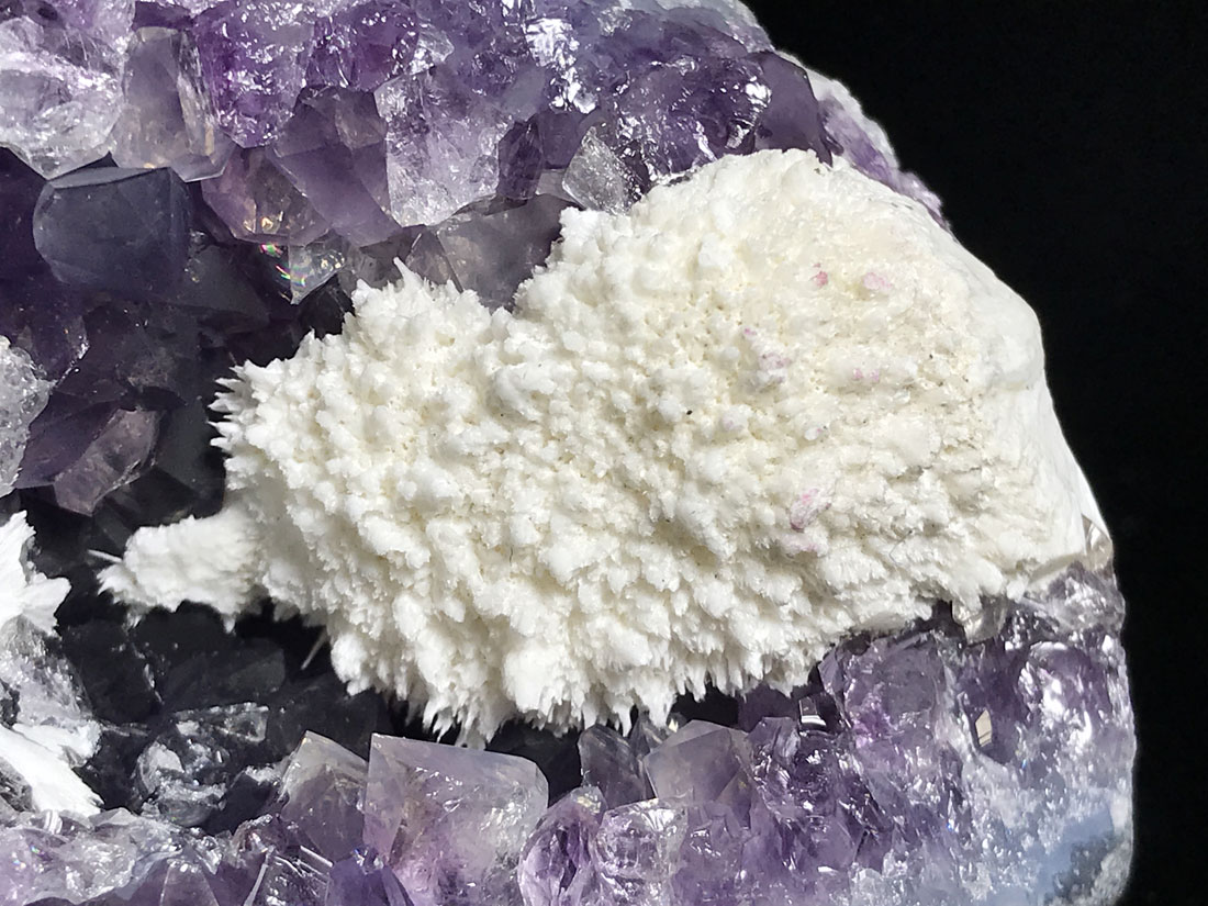 インド産 トムソナイト(トムソン沸石)/Thomsonite