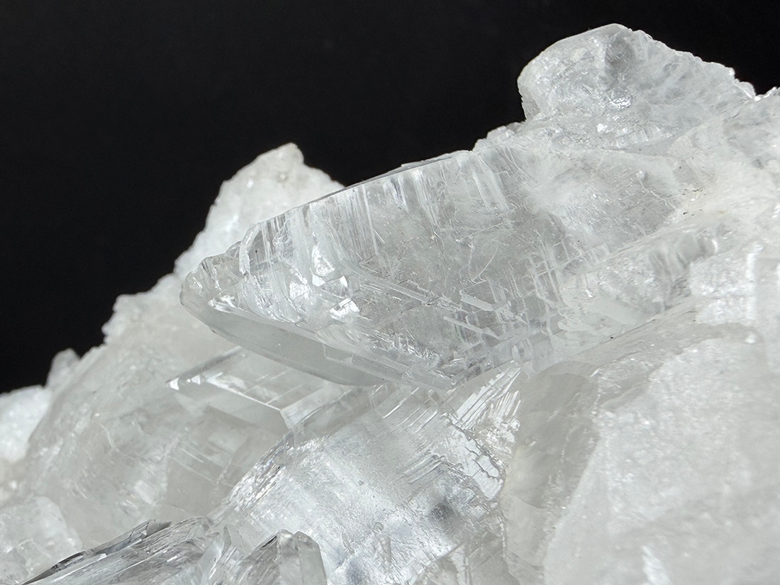 秋田県釈迦内鉱山産 透石膏/Gypsum ( Selenite )
